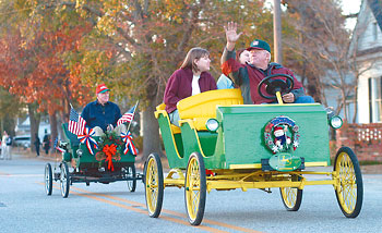 LaGrange Parade horseless carriages