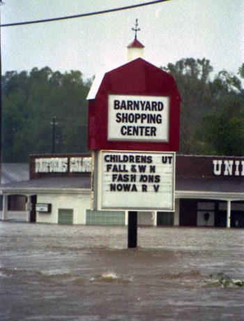 Barnyard Shopping Center