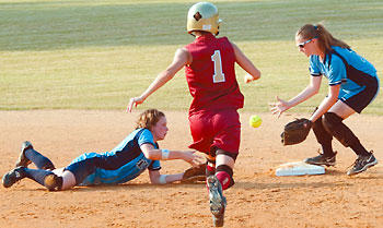 Ashley Morris, Meredith Wilkerson and Nicole Smith