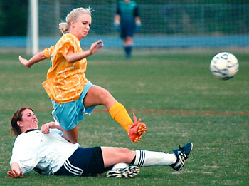 Crystal Lemmon, Rachel Coggins