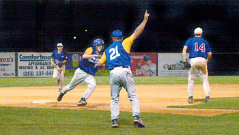 Wayne County Post 11 men's baseball, Austin Hood and Brad Reaves