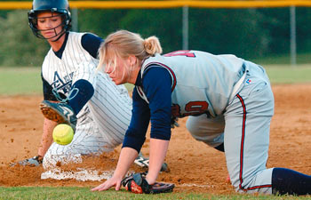 Kandace Burroughs and Rachel Reynolds